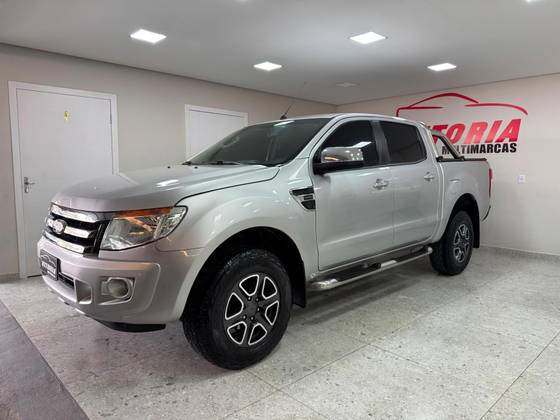FORD RANGER 2.5 XLT 4X2 CD 16V FLEX 4P MANUAL FORD RANGER 2.5 XLT 4X2 CD 16V FLEX 4P MANUAL